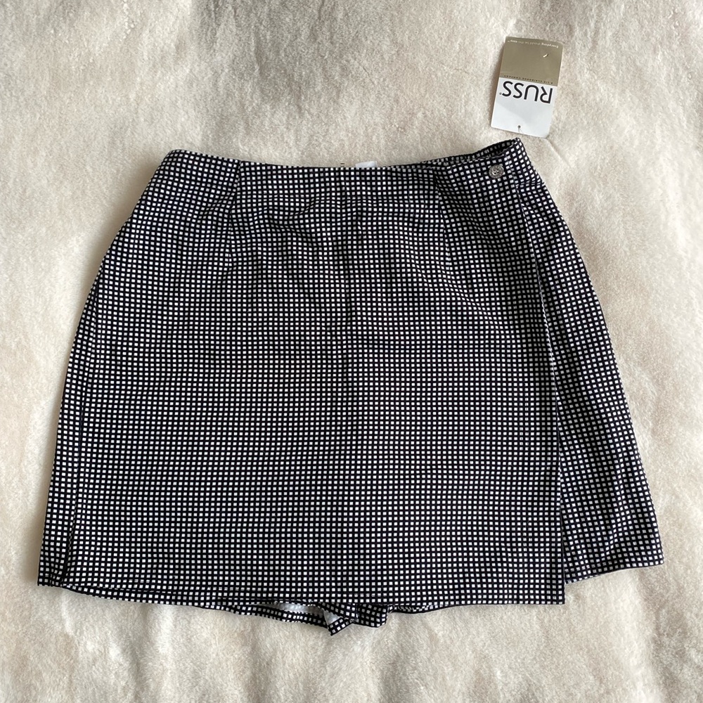 NWT Vintage gingham skort | black white | deadstock | size 14